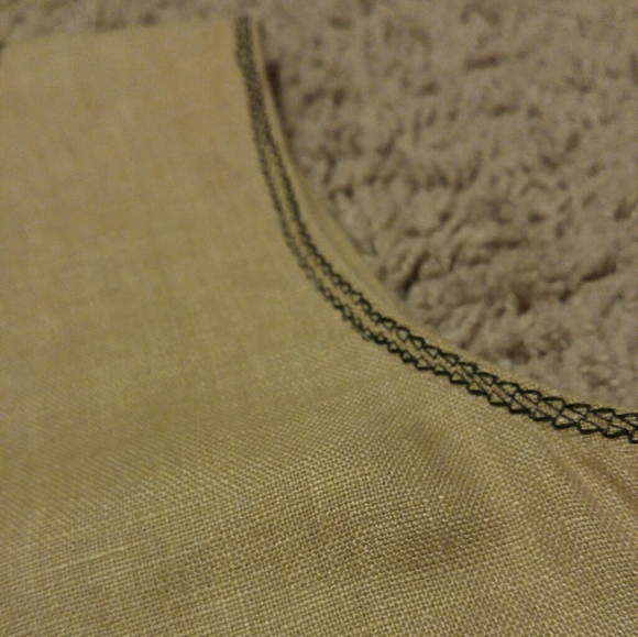 Linen Stitched Laura Ashley Tank Top - Picture 4 of 7
